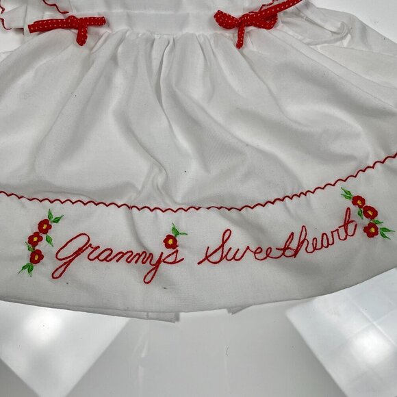 Vintage Infant Dress Size 3-6 months Granny's Sweetheart White Embroidered Dress - Picture 4 of 12